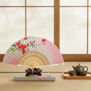 Nuevas llegadas al por mayor: Abanicos de mano de bambú personalizables con arte folclórico, recuerdos de boda, abanicos plegables con logo impreso para regalos de empresa. - Product Image 2