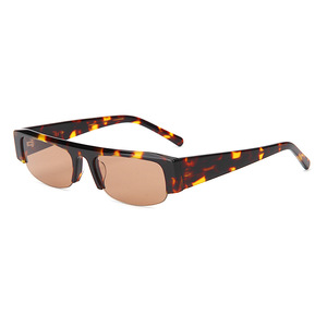 Gafas de Sol Polarizadas con Montura Completa Rectangular Negra, Unisex, de Moda, con Patillas Anchas - Product Image 6