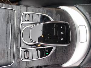 <span class=keywords><strong>Mercedes</strong></span>-Benz <span class=keywords><strong>Classe</strong></span> <span class=keywords><strong>C</strong></span> d'<span class=keywords><strong>occasion</strong></span> de haute qualité 2015-2022 Facelift <span class=keywords><strong>C</strong></span> <span class=keywords><strong>180</strong></span> L Sport 2016 SUV hybride à conduite à droite vente en gros - Product Image 2