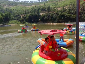 Bateau tamponneur <span class=keywords><strong>gonflable</strong></span> motorisé électrique en caoutchouc pour la vente - Product Image 3