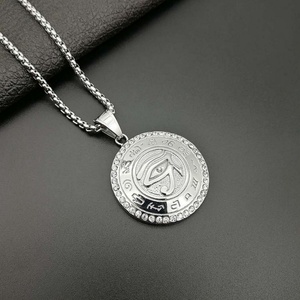 Collar Ojo de Horus de Acero Inoxidable, 10 Años de Experiencia de Fábrica, Collar Moderno Personalizado en Oro para Mujer, Colgante con Cadena de Eslabones - Product Image 4