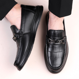 Chaussures décontractées pour hommes en cuir de vachette première couche, à lacets, avec semelle extérieure en caoutchouc et doublure en microfibre, toutes saisons - Product Image 5