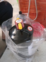 Argent liquide Xiangyin 99,999 % en fût, vente directe usine, emballage de 34,5 kg pour la métallurgie