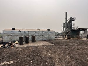 <b>Bitumen</b> Drum Decanting Unit Manual Type <b>Bitumen</b> Melting Equipment Asphalt Drum Melter Road Construction Machinery - Product Image 1