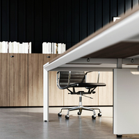 Moderno lusso a forma di l Executive Desk ufficio tavolo Manager con pannello di stoccaggio e presa di sollevamento elettrico