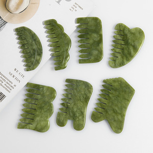 Peigne en jade vert, jade naturel, multi-spécifications, raclage des méridiens de <span class=keywords><strong>la</strong></span> tête, massage en jade, peignes de massage du cuir chevelu - Product Image 1