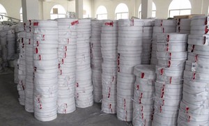 Tuyau de toile de doublure de PVC de prix usine blanc extérieur noir à l'<span class=keywords><strong>intérieur</strong></span> durable et flexible pour l'irrigation agricole - Product Image 6