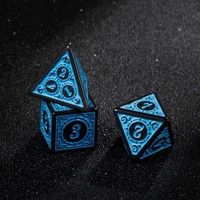 Lot de 7 dés polyédriques personnalisés noirs et bleus gravés D6 D12 D20 pour jeux de rôle Dungeons and Dragons, idéal pour les jeux de table
