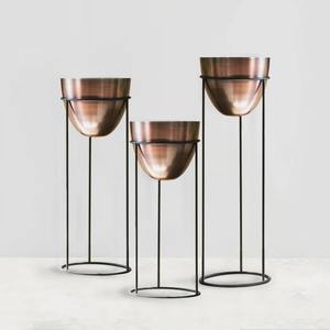 2025 Macetas de flores modernas con soportes - Product Image 1