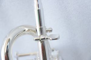 <span class=keywords><strong>Trompette</strong></span> Piccolo de conception <span class=keywords><strong>allemande</strong></span> classique avec 4 vannes rotatives Les deux tuyaux en plomb Bb/A Tone Silver Plated OEM Brass Material - Product Image 6