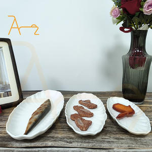 Offre spéciale <span class=keywords><strong>Plateau</strong></span> <span class=keywords><strong>de</strong></span> service ovale givré gaufré Sushi Poisson Fruits <span class=keywords><strong>de</strong></span> <span class=keywords><strong>mer</strong></span> Dessert Salade <span class=keywords><strong>de</strong></span> fruits Assiette à dîner en céramique Vaisselle <span class=keywords><strong>de</strong></span> restaurant - Product Image 5