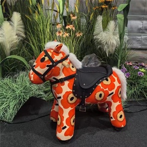 JS Ottoman en bois massif de haute qualité pour enfants, 2 styles : Cheval à <span class=keywords><strong>bascule</strong></span> / Cheval à roulettes, Jouet en tissu de luxe, Meuble cadeau pour enfants - Product Image 5