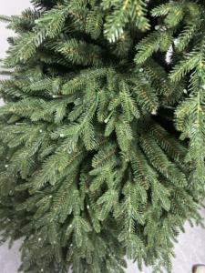 Árbol de Navidad Artificial Delgado de 7 Pies a Precio de Fábrica, Venta al por Mayor - Product Image 5