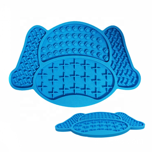 Pet Dog Lick Mat, Bath &amp; Grooming Slow Feeders, Distraction Device,Powerful Suction Cups on <span class=keywords><strong>The</strong></span> Back, Training - Product Image 4