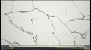 Lastra di Quarzo Artificiale Calacatta Bianco Premium per Piani Cucina e Isole, 3200x1600 mm, Vendita Diretta dalla Fabbrica - Product Image 3
