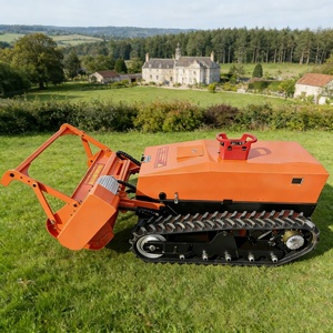 <span class=keywords><strong>Robot</strong></span> Falciatore Semovente Professionale Agricolo e Forestale <span class=keywords><strong>Telecomandato</strong></span> con Falciatrice a Flagelli da 1000mm e Decespugliatore Cingolato - Product Image 1