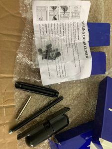Chiudiporta Automatico di Sicurezza a Molla Facile da Installare per Convertire Porte a Battente in Autochiudenti Colore Bianco/Nero - Product Image 5
