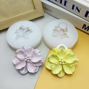 Molde de Silicona con Forma de Flor de Camelia Kelutd KLT-4101, Resistente al Calor, Apto para <span class=keywords><strong>Lavavajillas</strong></span>, 8.30x8x2.30cm, para Salida de Aire del Automóvil - Product Image 3