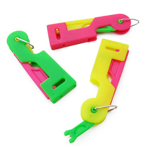 Automatic <b>Needle</b> <b>Threader</b> Plastic Portable Sewing Tool For DIY Craft Use - Product Image 1