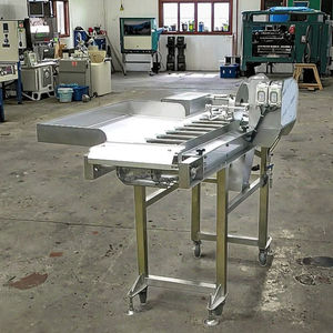 Macchina automatica per tagliare la testa e la coda di <span class=keywords><strong>pesce</strong></span> per sardine nuova velocità regolabile per industrie agricole - Product Image 6