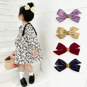 Vente en gros de barrettes colorées avec nœud pour cheveux de créateur Boutique de nœuds pour cheveux de bébé avec pinces pour filles