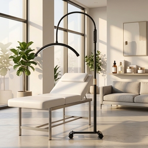 Lámpara <span class=keywords><strong>de</strong></span> <span class=keywords><strong>Pie</strong></span> LED Ajustable Osum Dorada con Anillo <span class=keywords><strong>de</strong></span> <span class=keywords><strong>Luz</strong></span> <span class=keywords><strong>de</strong></span> Media Luna para Dormitorio Pestañas Maquillaje Fotografía e Iluminación <span class=keywords><strong>de</strong></span> Tatuajes - Product Image 3