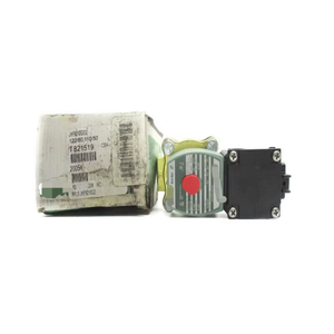 Controlador de Programación PLC de Automatización Industrial JKF8210G002 110/120V 5-150PSI 1/2 Nuevo Original Listo para Envío desde Almacén - Product Image 1