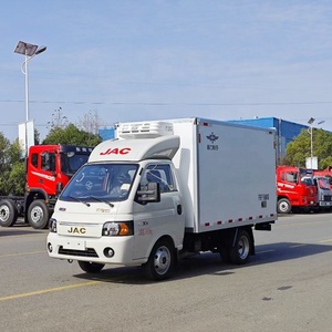 Camions frigorifiques Foton 4*2 MINI 3 tonnes pour le transport de poisson, camions congélateurs, camions réfrigérés à <span class=keywords><strong>prix</strong></span> avantageux, fabriqués en Chine - Product Image 2