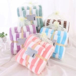 Vente en gros d'usine, serviettes de bain en microfibre corail, absorbantes, de haute qualité, pour bébés, dessins animés, pas chères, ensembles de serviettes de bain pour hôtel - Product Image 4