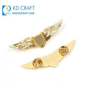 Chinese supplier custom metal 3D zinc alloy gold plated wing badge with double butterfly clutch