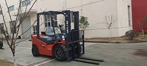 Chariot élévateur logistique 5 tonnes CPCD50 avec pièces de rechange, outils de levage et conteneurs CPCD50 - Product Image 4