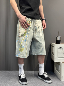 Shorts en jean vintage tissé pour homme, taille mi-haute, coupe ample, jambe large, délavé à l'acide, avec dentelle et chaîne de perles, style streetwear, décontracté d'été - Product Image 3