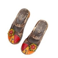 Sandales d'été en cuir de vachette de haute qualité pour femmes, mules à fleurs de style ethnique à semelle épaisse, chaussures décontractées de luxe à enfiler, logo personnalisé