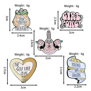 Broche créative en forme de fleur et lettre anglaise, motif cœur de dessin animé, badge métallique pour petite fille, design goutte d'huile, accessoire décoratif - Product Image 4