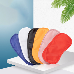 Masque de sommeil occultant noir en éponge polyester douce à 4 couches pour le sommeil et les voyages - Product Image 3