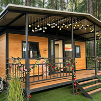Maison conteneur préfabriquée extensible en acier galvanisé de 20 pieds avec terrasse avant et balcon, cabine modulaire isolée extensible
