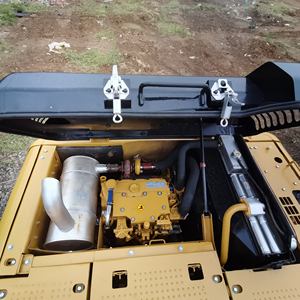 รถขุดตีนตะขาบตีนตะขาบมือสองได้รับการรับรอง CE พร้อมถัง CAT315รถขุดขนาด15ตันจากญี่ปุ่น - Product Image 6