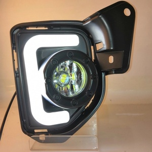 ไฟตัดหมอก LED TYPY ไฟส่องสว่างเวลากลางวัน อุปกรณ์ตกแต่งรถยนต์ใหม่สำหรับรถตู้โตโยต้าไฮเอซ ปี 2014-2018 อะไหล่ไฟเลี้ยว - Product Image 4