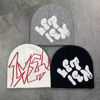 Bonnets personnalisés sur mesure, fabricants en gros de bonnets en tricot pour adultes, bonnets 100% acrylique avec logo