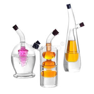 Accesorios de cocina de vidrio 2 en 1 personalizados: Botella dispensadora de aceite y vinagre, tarro de almacenamiento de vidrio para salsa de soja con tapa, y recipientes para salsa. - Product Image 6