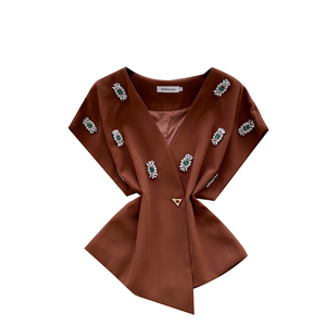 Camicette Casual Primaverili <span class=keywords><strong>a</strong></span> <span class=keywords><strong>Maniche</strong></span> <span class=keywords><strong>Corte</strong></span> con Scollo <span class=keywords><strong>a</strong></span> V per Donne, Camicie con Diamanti, Top Casual da Donna, Abbigliamento Femminile all'Ingrosso - Product Image 5