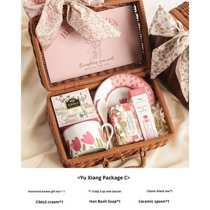 Coffret <span class=keywords><strong>Cadeau</strong></span> Promotionnel Fête des Mères : Serviette, Parfum, Bougie, Mug, Couverture – Luxe Personnalisé pour Femme, Relaxation Spa en Nylon - Product Image 4
