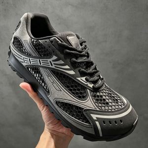 Chaussures de marche noires en maille à lacets pour hommes, style designer, bout rond, semelle extérieure en caoutchouc, respirantes, toutes saisons, EVA, pour le dropshipping - Product Image 1