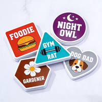 Autocollant personnalisé en vinyle PVC découpé à la forme d'animaux de dessin animé TEDDY, conception de logo, autocollant promotionnel rond en PVC avec logo