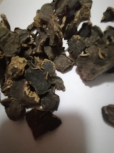 Venta té caliente de crudo de grado superior, rebanada de raíz seca comestible, té negro de jengibre, jengibre negro entero para alimentos - Product Image 5