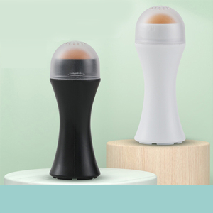 Strumento per la Cura della Pelle KKS, Rullo Assorbente Olio per Pulizia dei Pori, Rullo in Pietra Vulcanica Revlon per il Viso - Product Image 5
