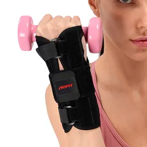 OEM men Athletic Pain Carpal Tunnel Syndrome stick firmly non-slip durable Wrist Support Braces