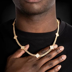 Collar de Cadena Cubana con Trébol de Diamantes Moissanite VVS de Plata 925 de Primera Calidad para Hombre, Disponible a un Precio Accesible - Product Image 3