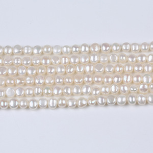 Zhuji Pearl Wholesale 5-6mm <b>White</b> Freshwater Pearl String Two Sided Light <b>Side</b> Hole Natural Baroque DIY Loose Pearls - Product Image 1
