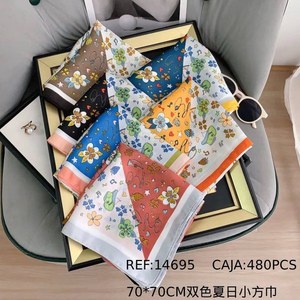 Foulard Estivo Bicolore 70x70cm con Stampa Floreale, Accessorio Moda Leggero - Product Image 3